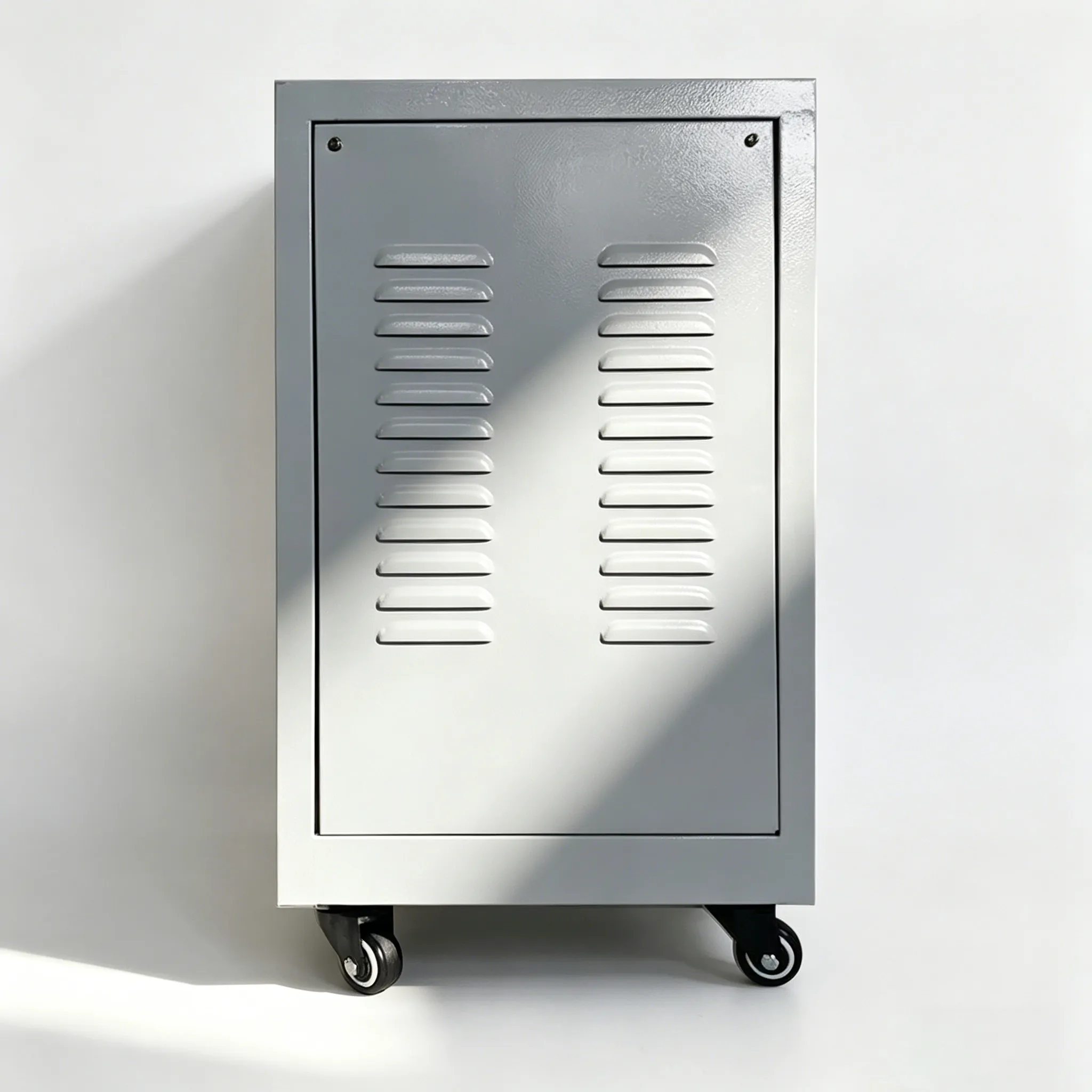 SVC-15KVA voltage stabilizer back panel with ventilation design